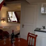 Hotel House 3*